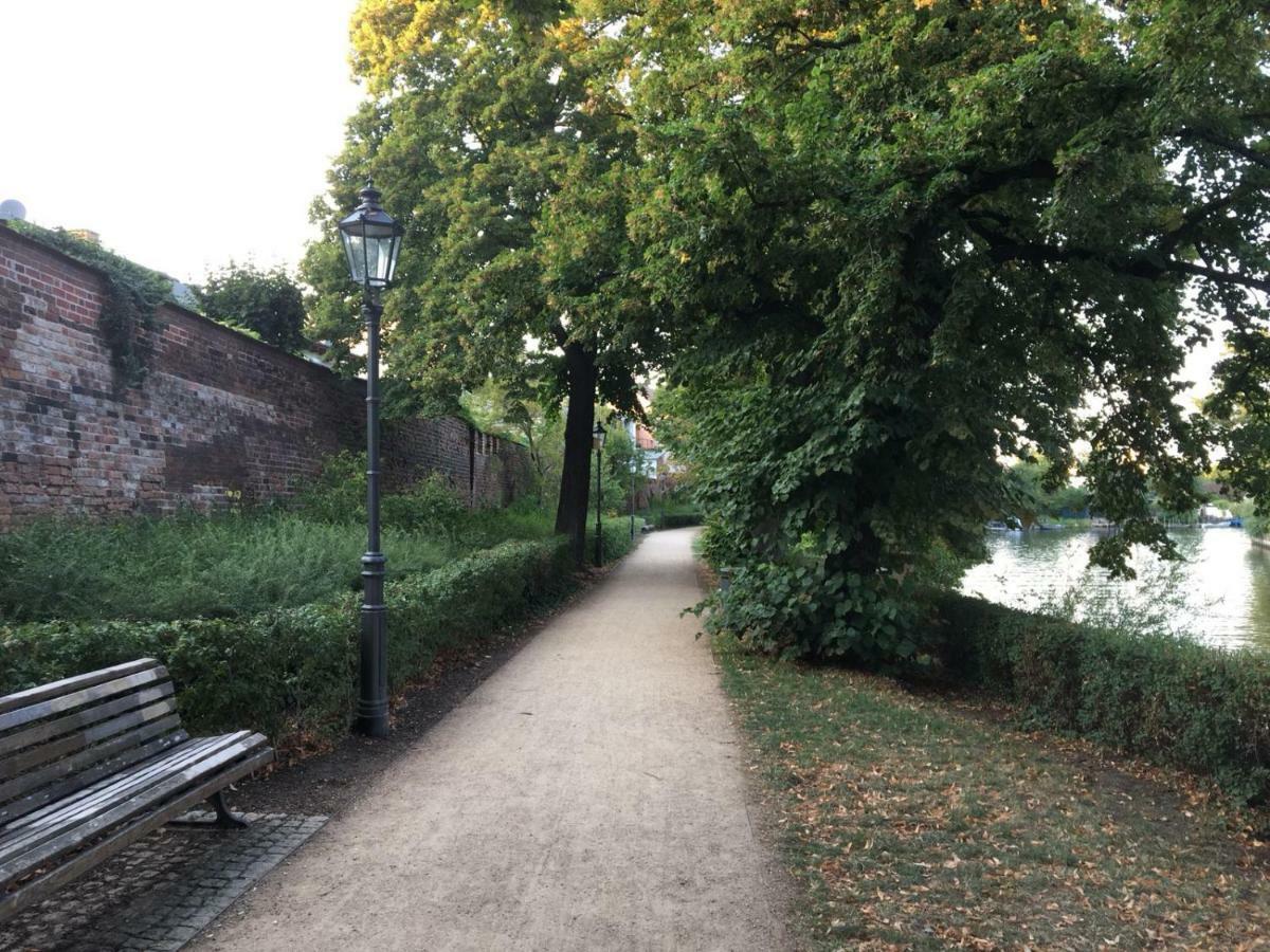 Altstadt Ferienwohnung Brandenburg  Dış mekan fotoğraf
