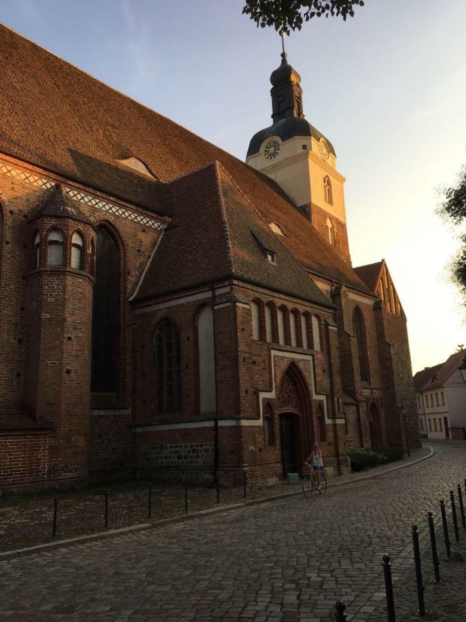 Altstadt Ferienwohnung Brandenburg  Dış mekan fotoğraf